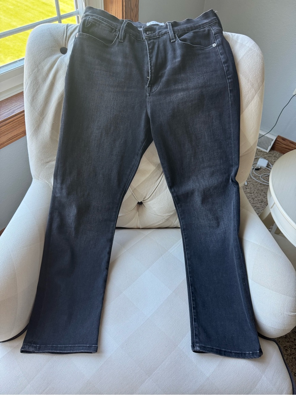 Frame Denim Women's Straight Leg Jeans — Washed Black